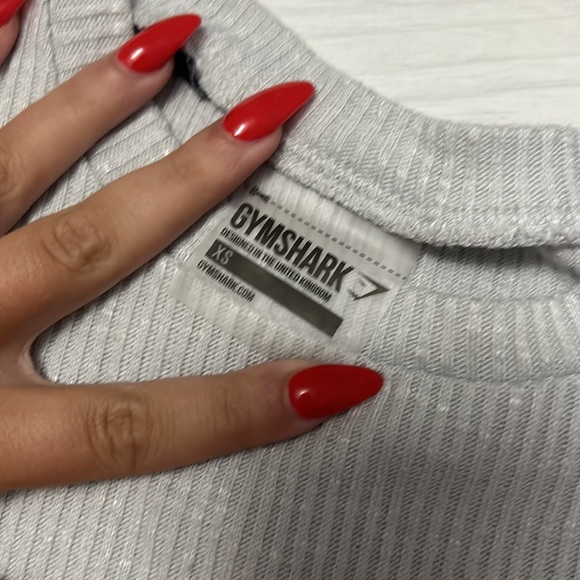 Gym shark long sleeve top - Picture 2 of 3